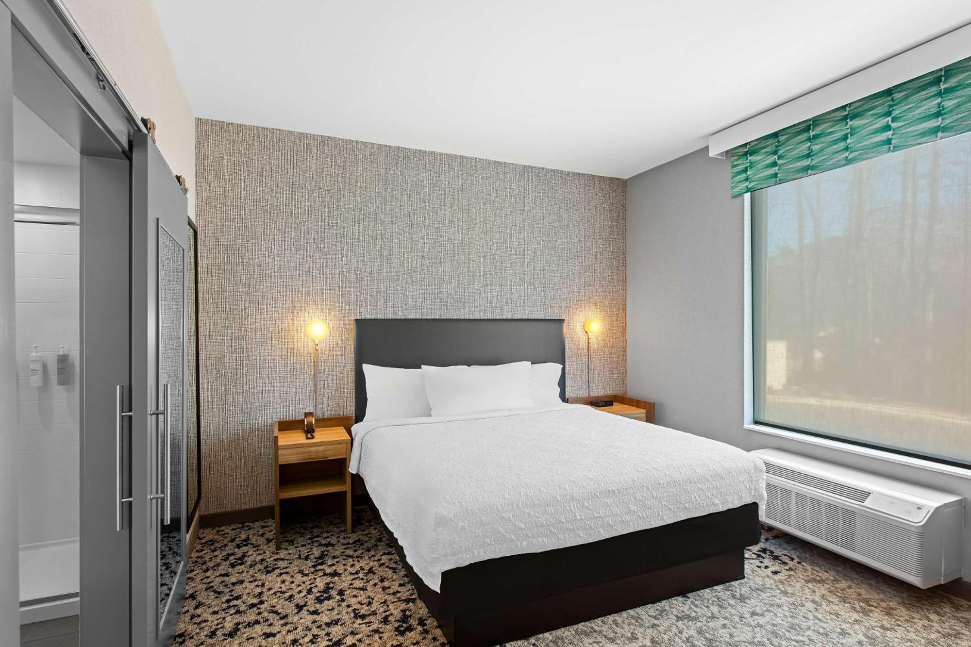 Home2 Suites By Hilton Хендерсонвилл Экстерьер фото