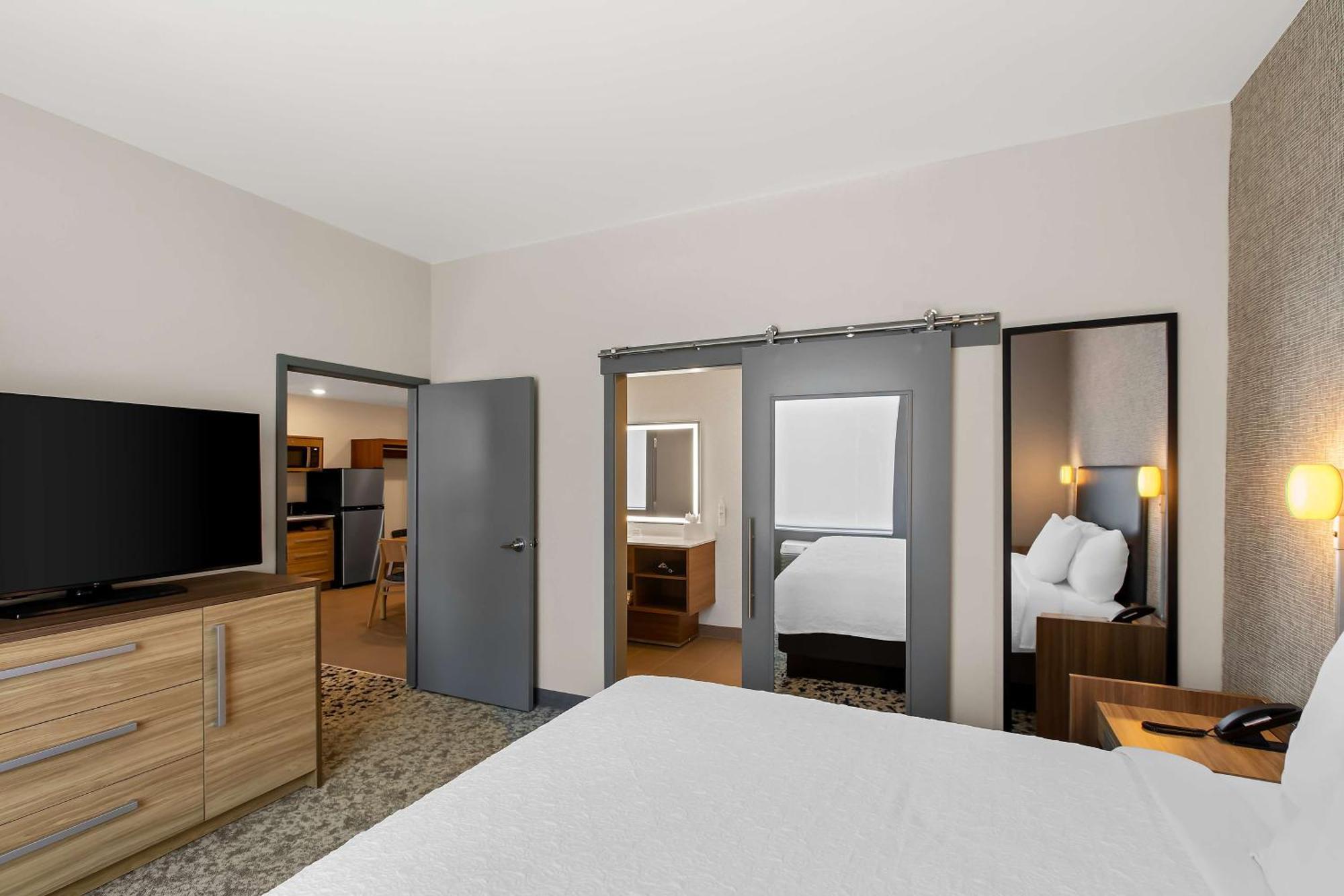 Home2 Suites By Hilton Хендерсонвилл Экстерьер фото